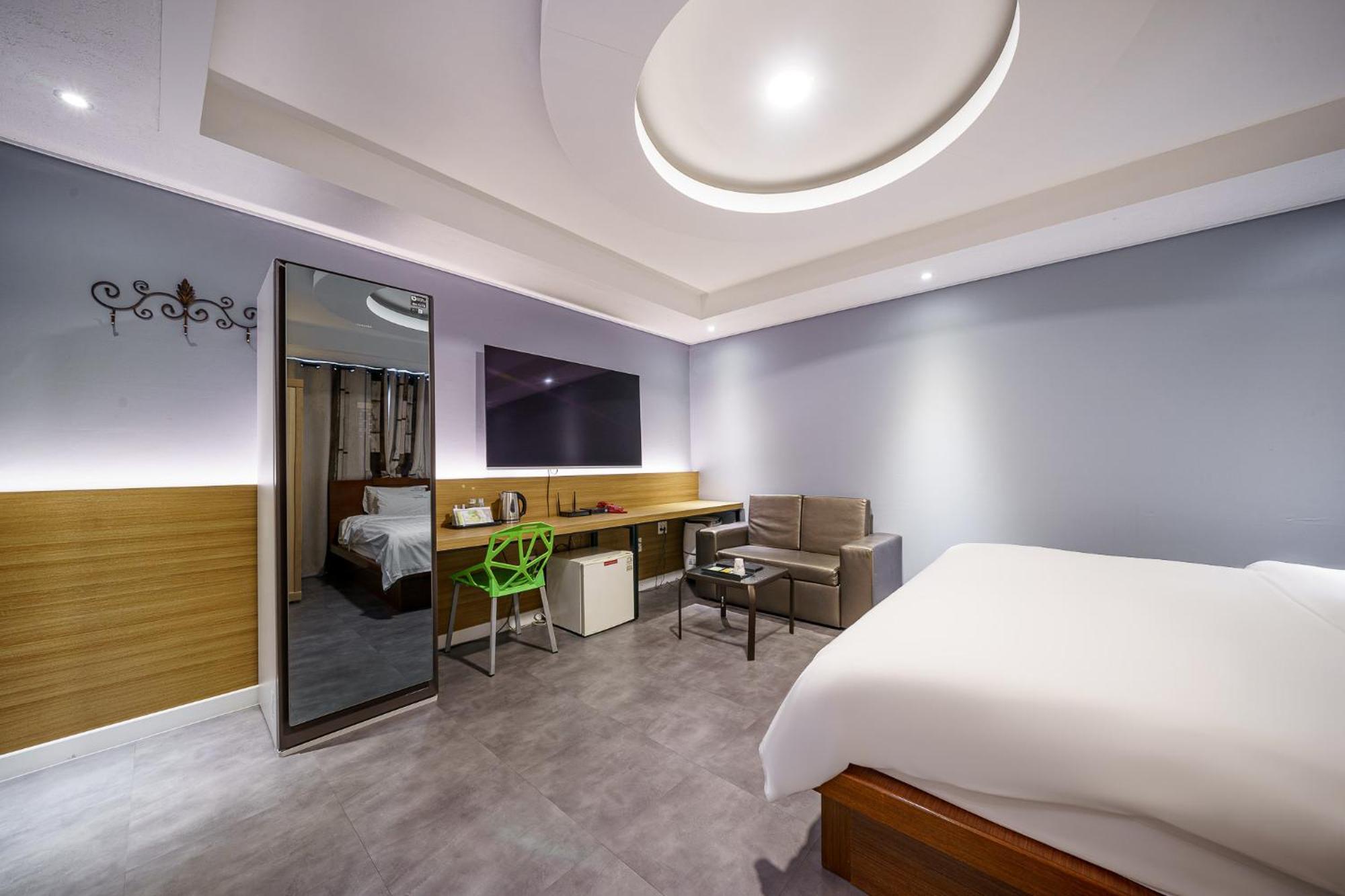 Hotel New Evergreen Mokpo Exterior photo