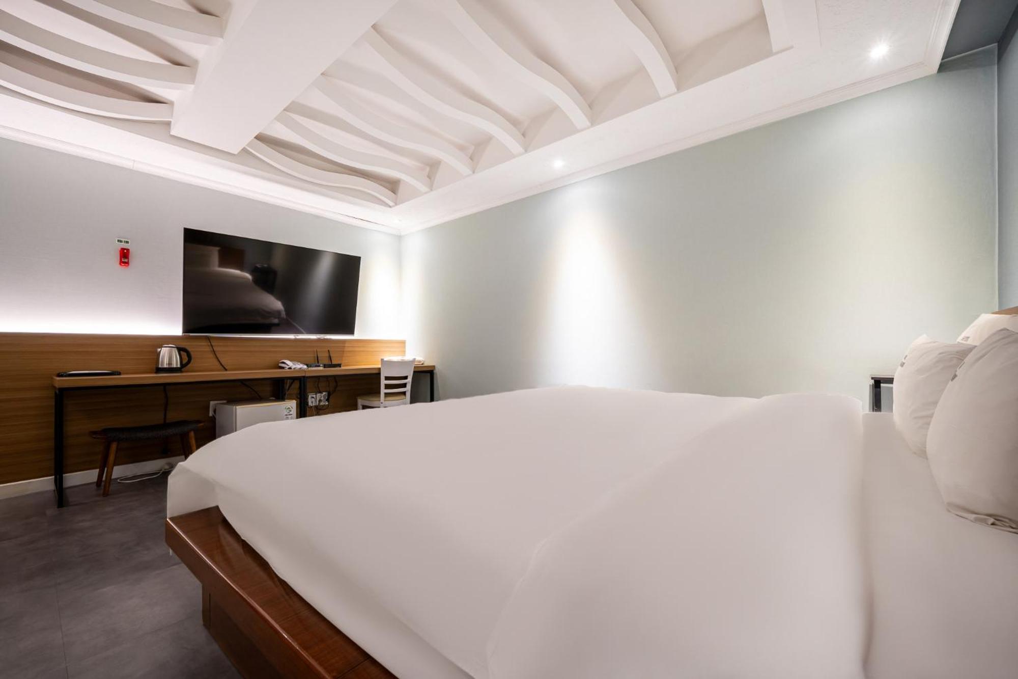 Hotel New Evergreen Mokpo Exterior photo