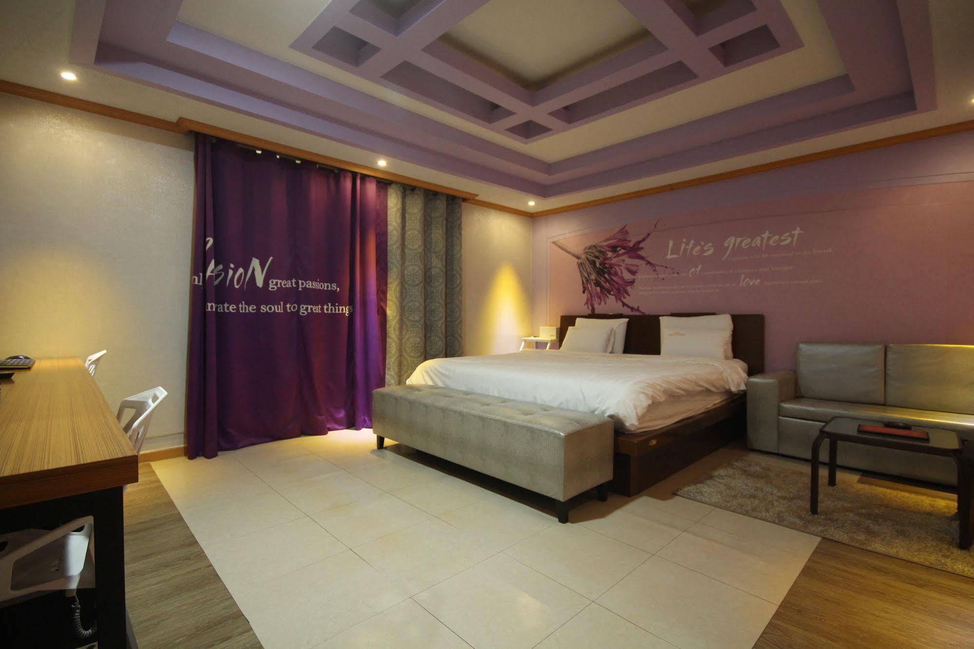 Hotel New Evergreen Mokpo Exterior photo